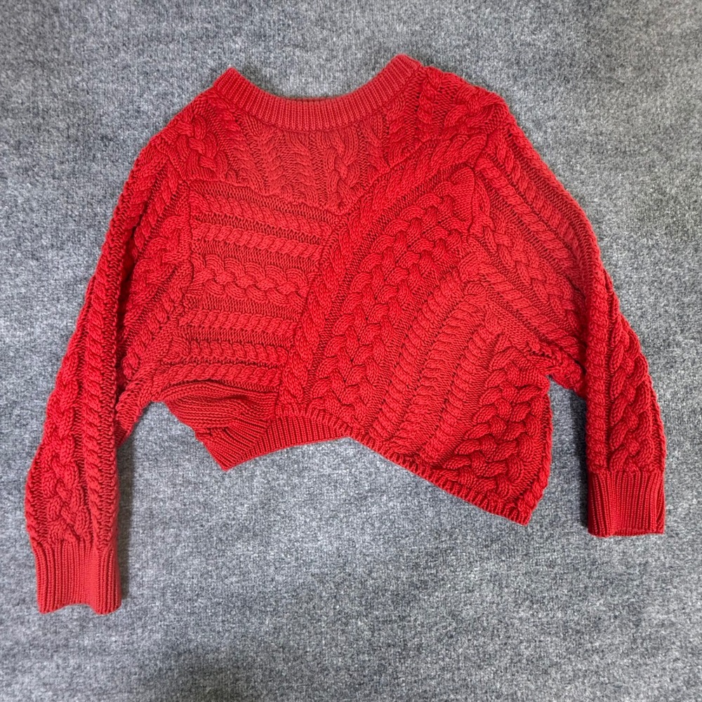AIMILI Red Cable Knit Asymmetrical Cropped Sweater Chunky Heavy Knit Crew Neck